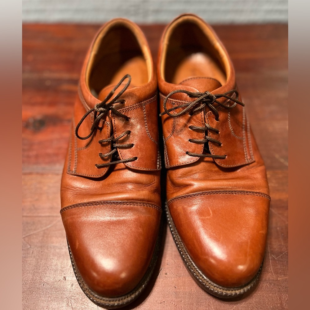 Johnston & Murphy Passport Captoe Oxford shoe.